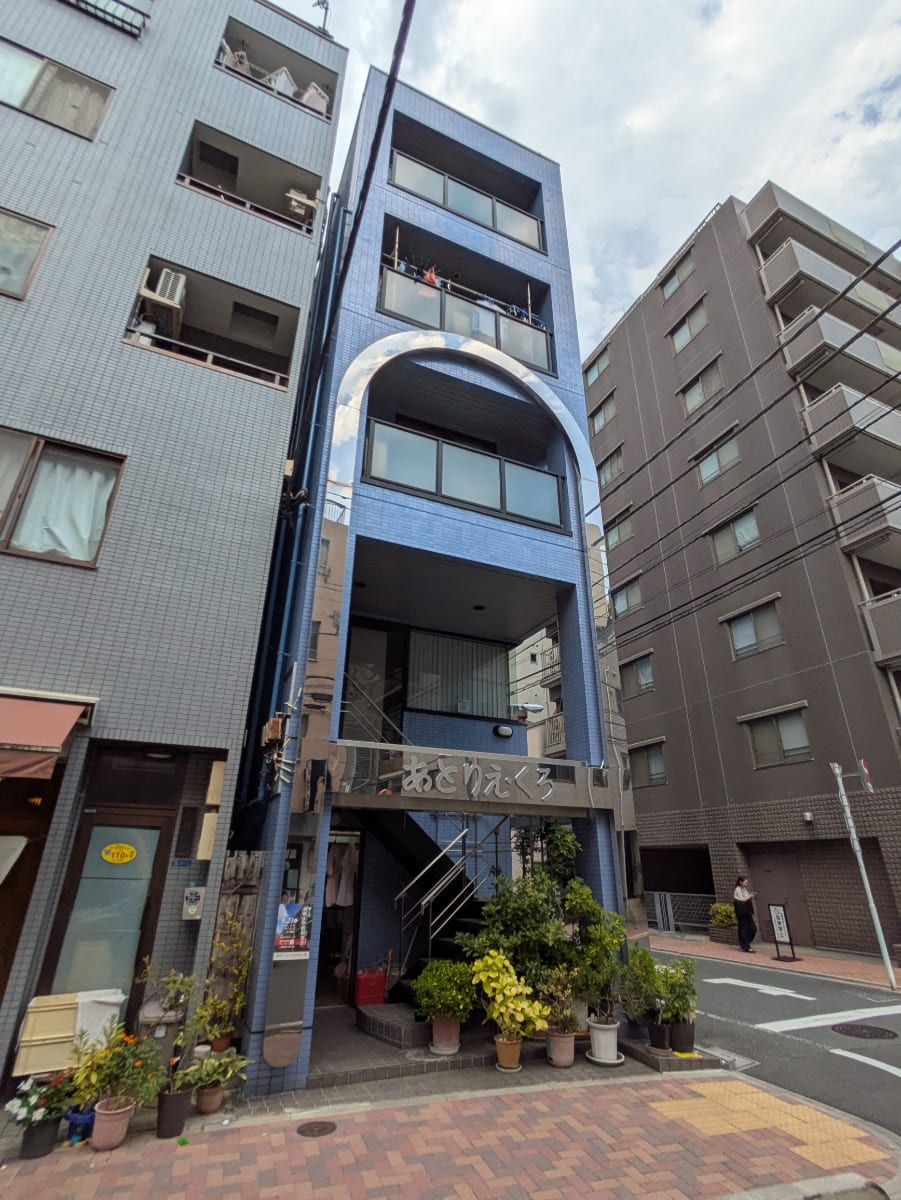 v20251006150705/fresh/building/J00100611907_5