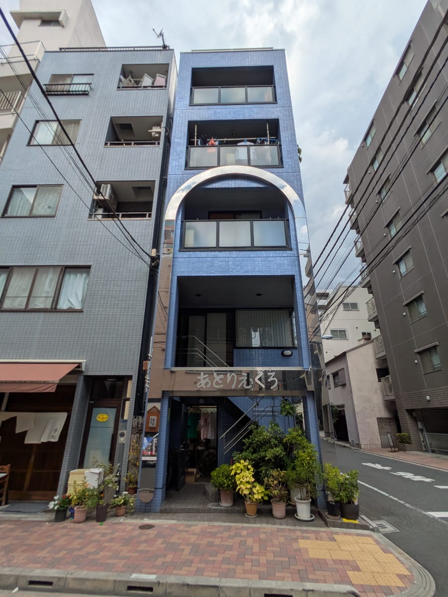 v20251006150705/fresh/building/J00100611907_6