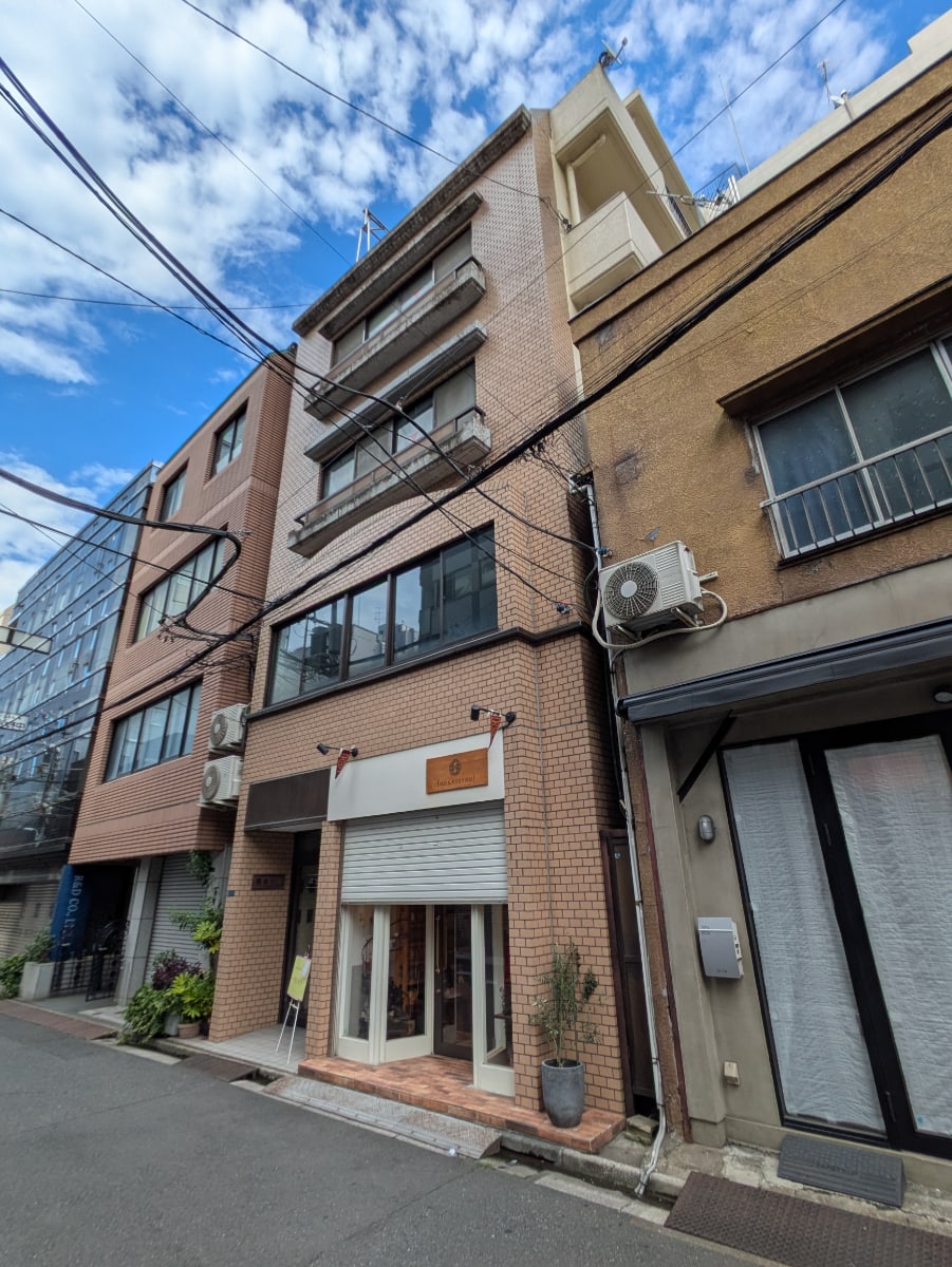 v20251006150705/fresh/building/J00100632269_5