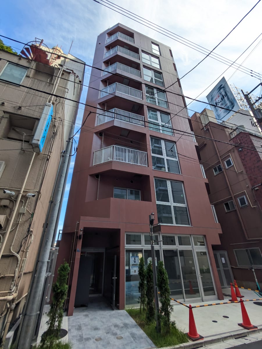 v20251006150705/fresh/building/J00100633451_6