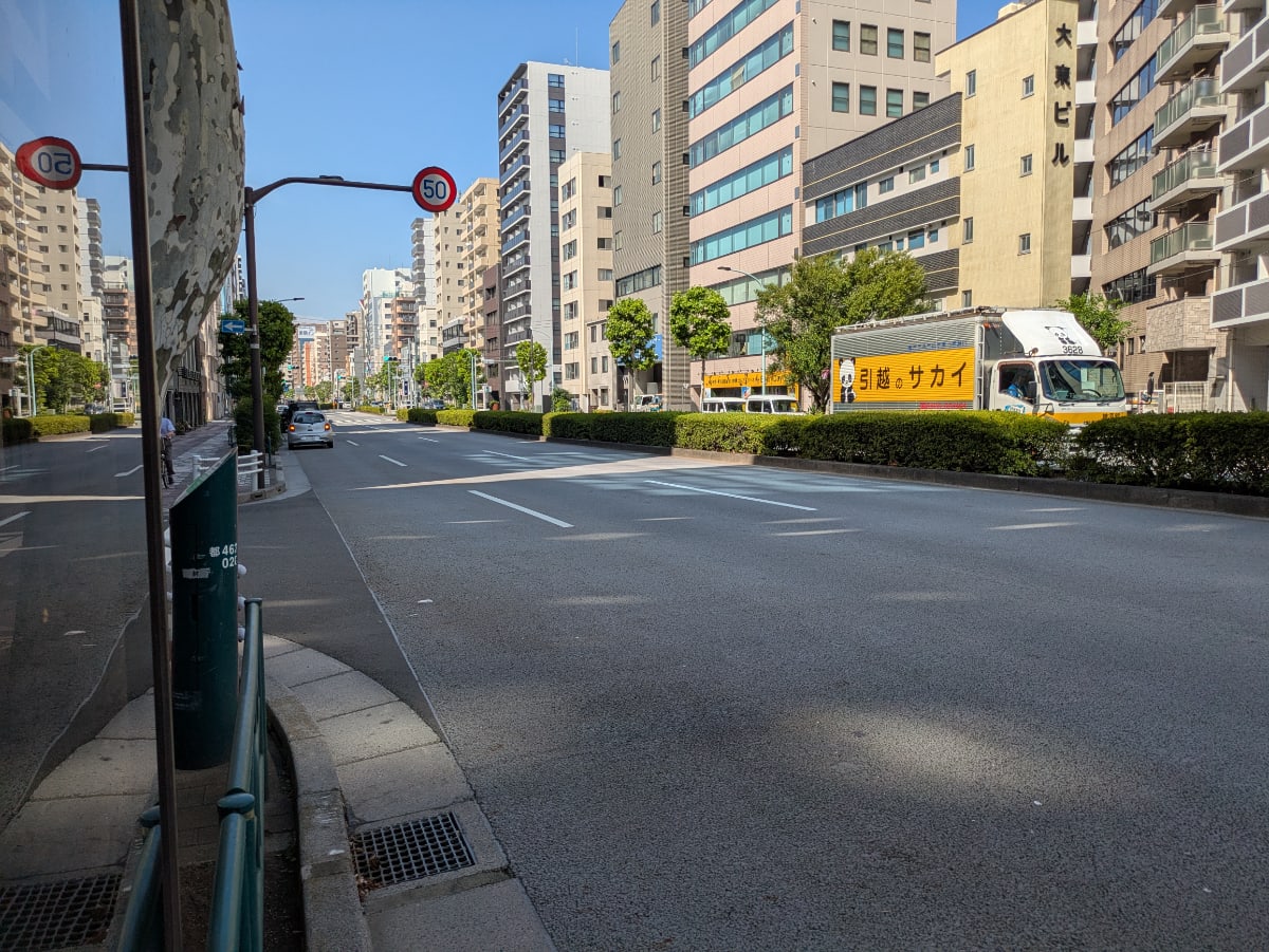 v20251007150704/fresh/building/J00100359316_2