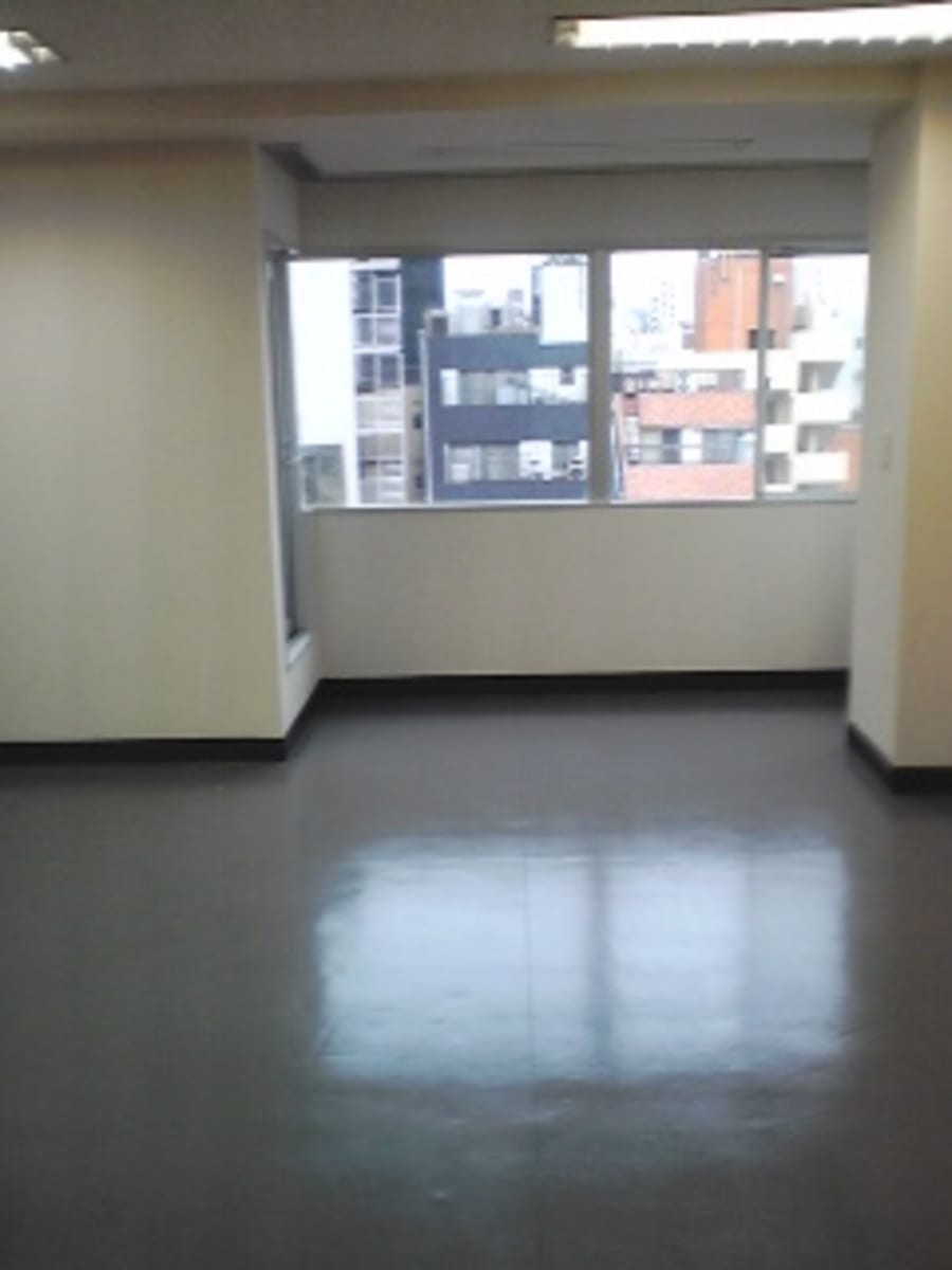 v20251007150704/fresh/building/J00100363689_5