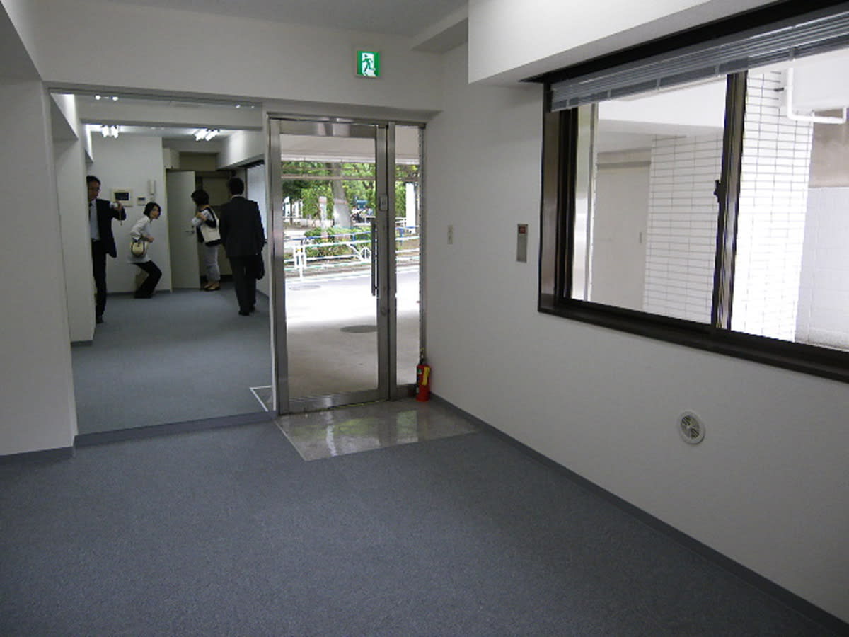 v20251007150704/fresh/building/J00100364340_9
