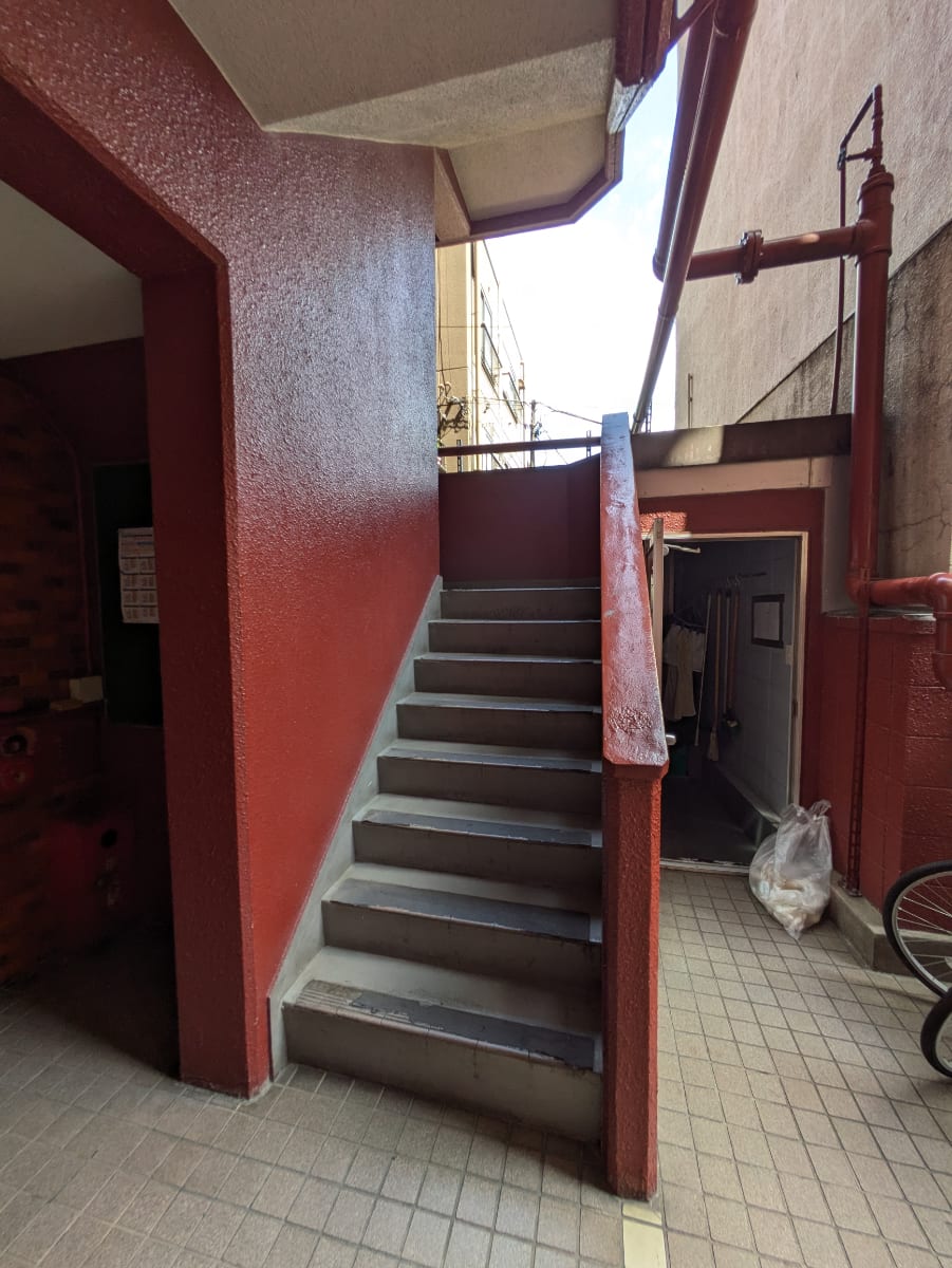 v20251007150704/fresh/building/J00100366516_16