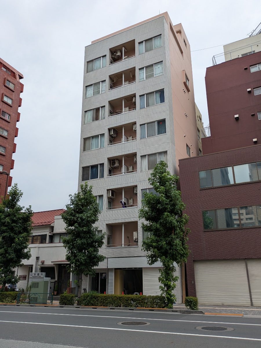 v20251007150704/fresh/building/J00100366553_8
