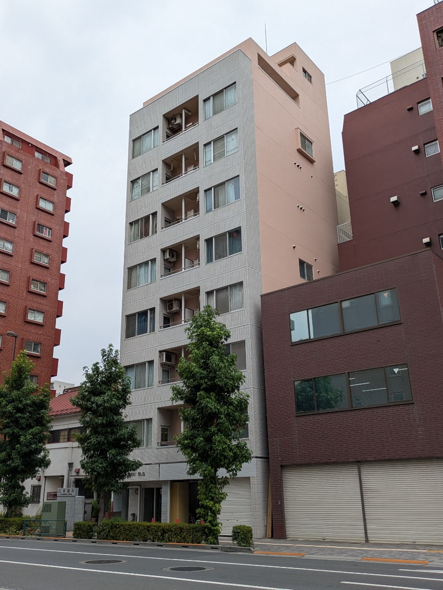 v20251007150704/fresh/building/J00100366553_9