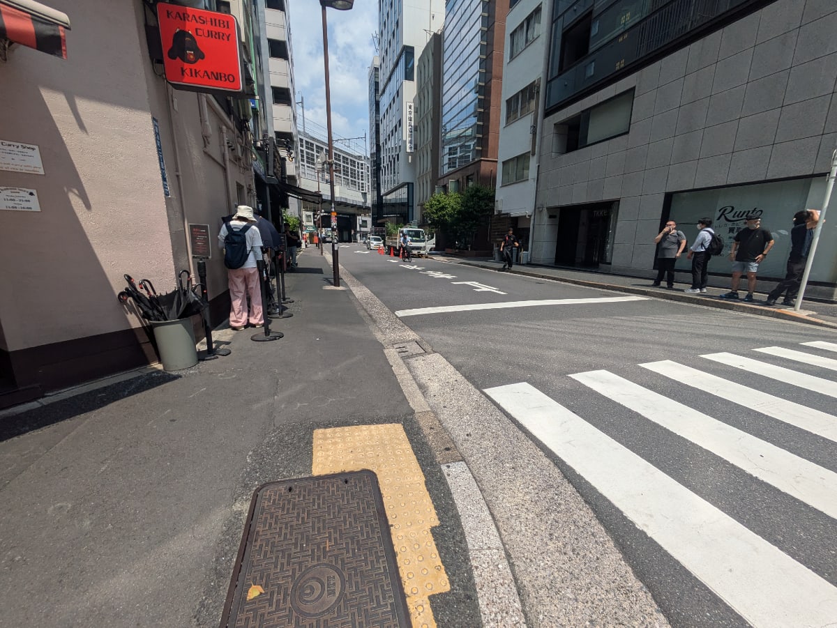 v20251007150704/fresh/building/J00100370060_2