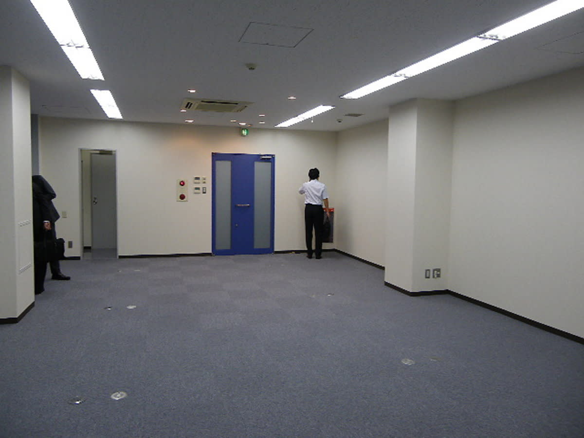 v20251007150704/fresh/building/J00100372111_6