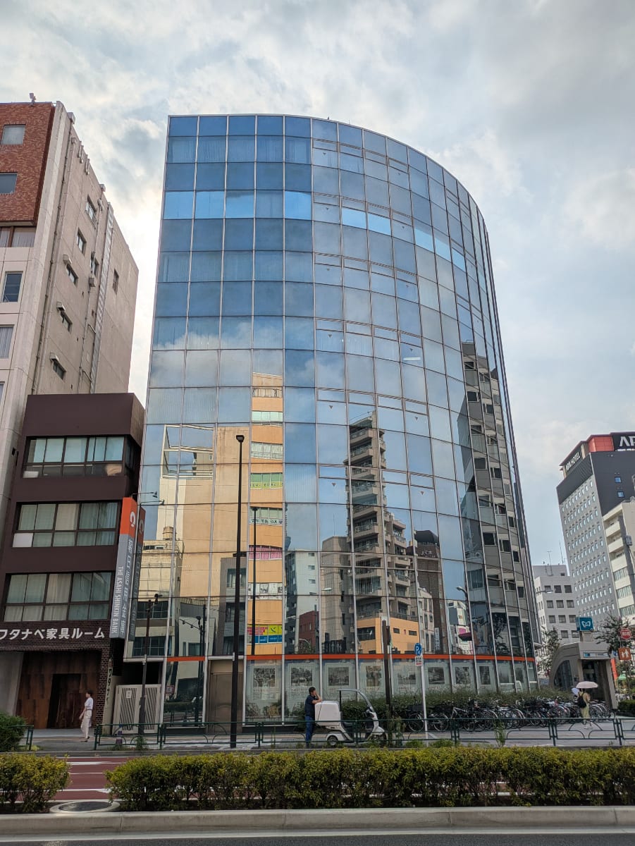 v20251007150704/fresh/building/J00100372306_9