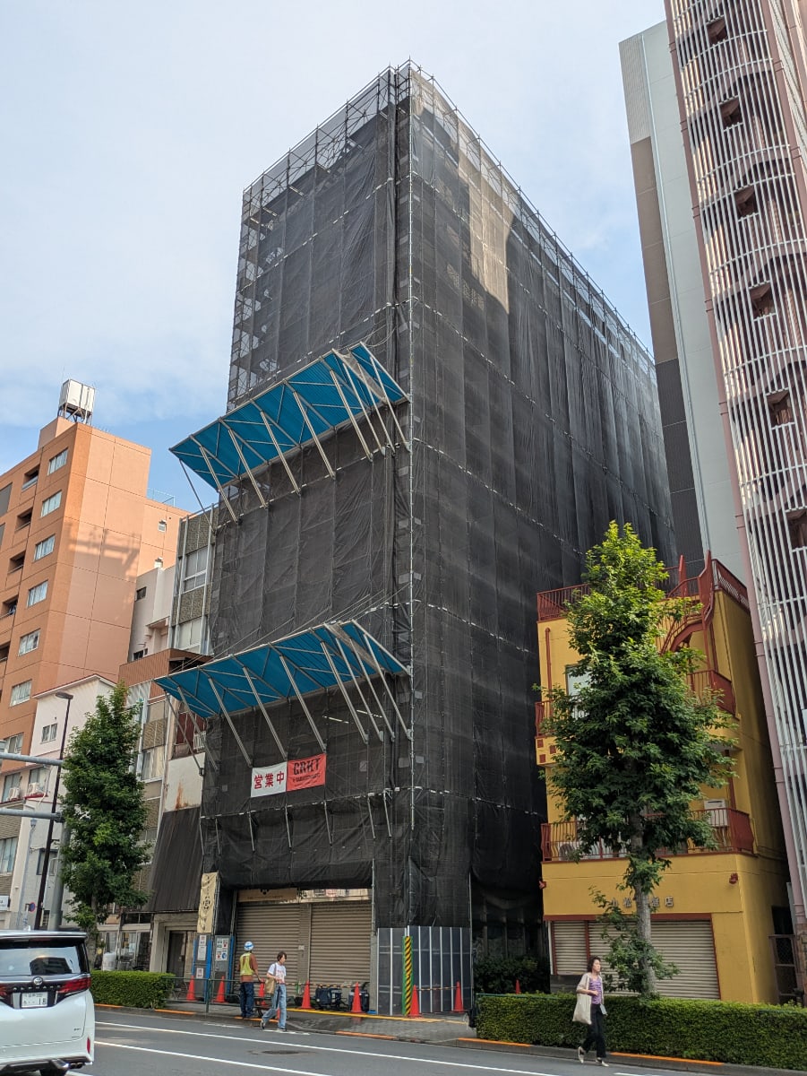 v20251007150704/fresh/building/J00100373284_1