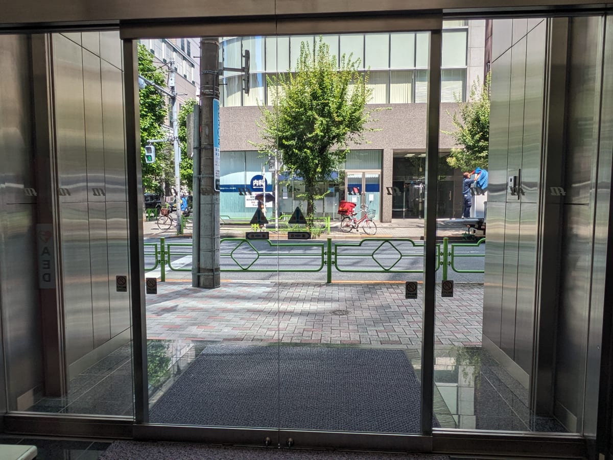 v20251007150704/fresh/building/J00100374035_11