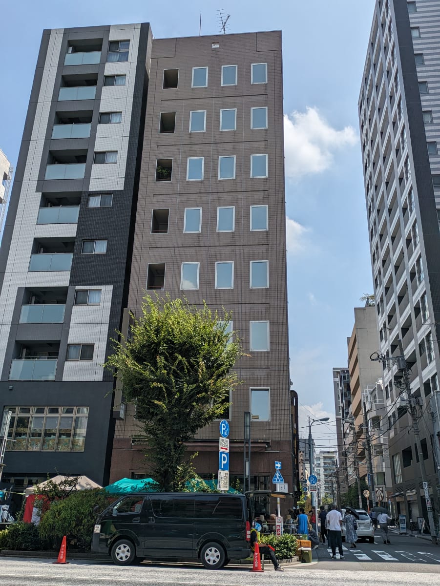 v20251007150704/fresh/building/J00100375208_1