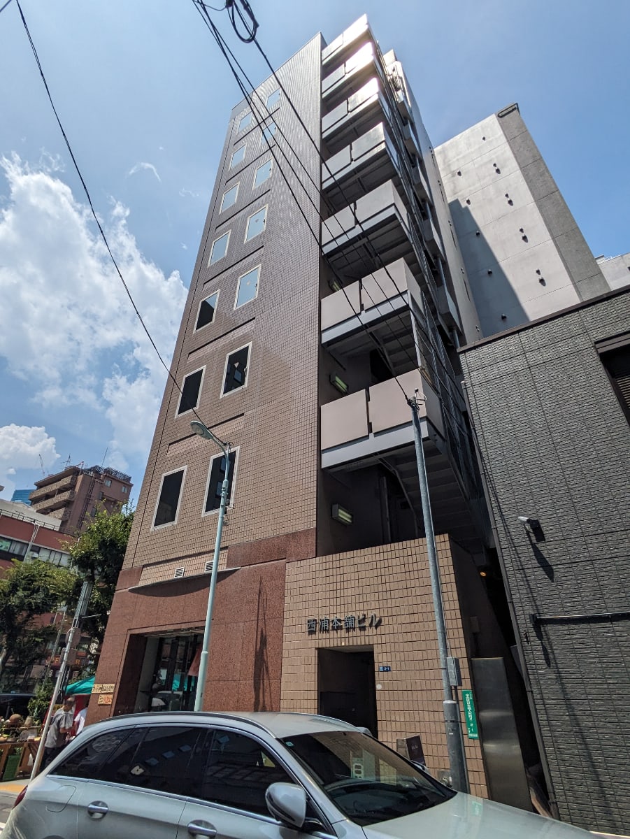 v20251007150704/fresh/building/J00100375208_8
