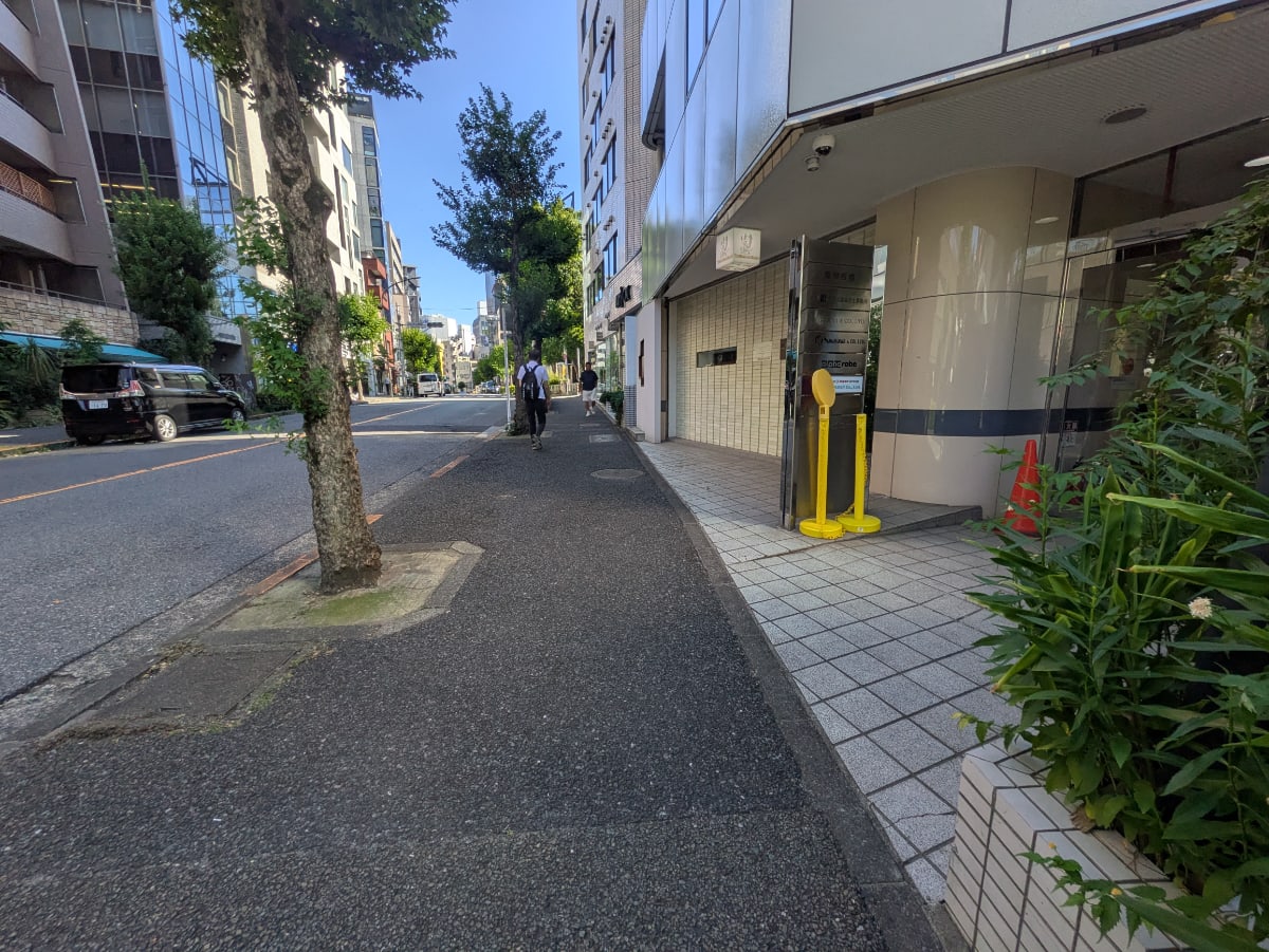 v20251007150704/fresh/building/J00100377223_2