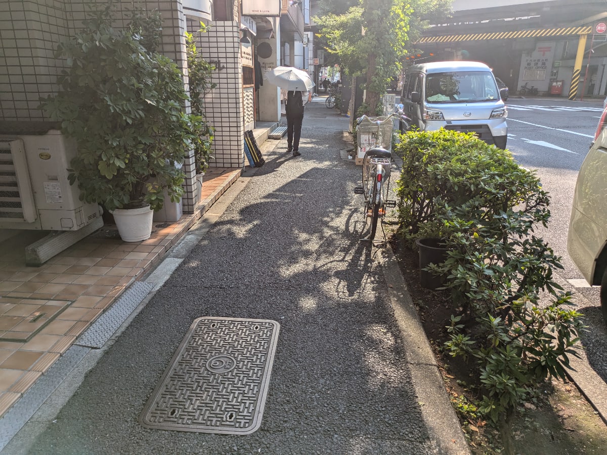 v20251007150704/fresh/building/J00100377888_12