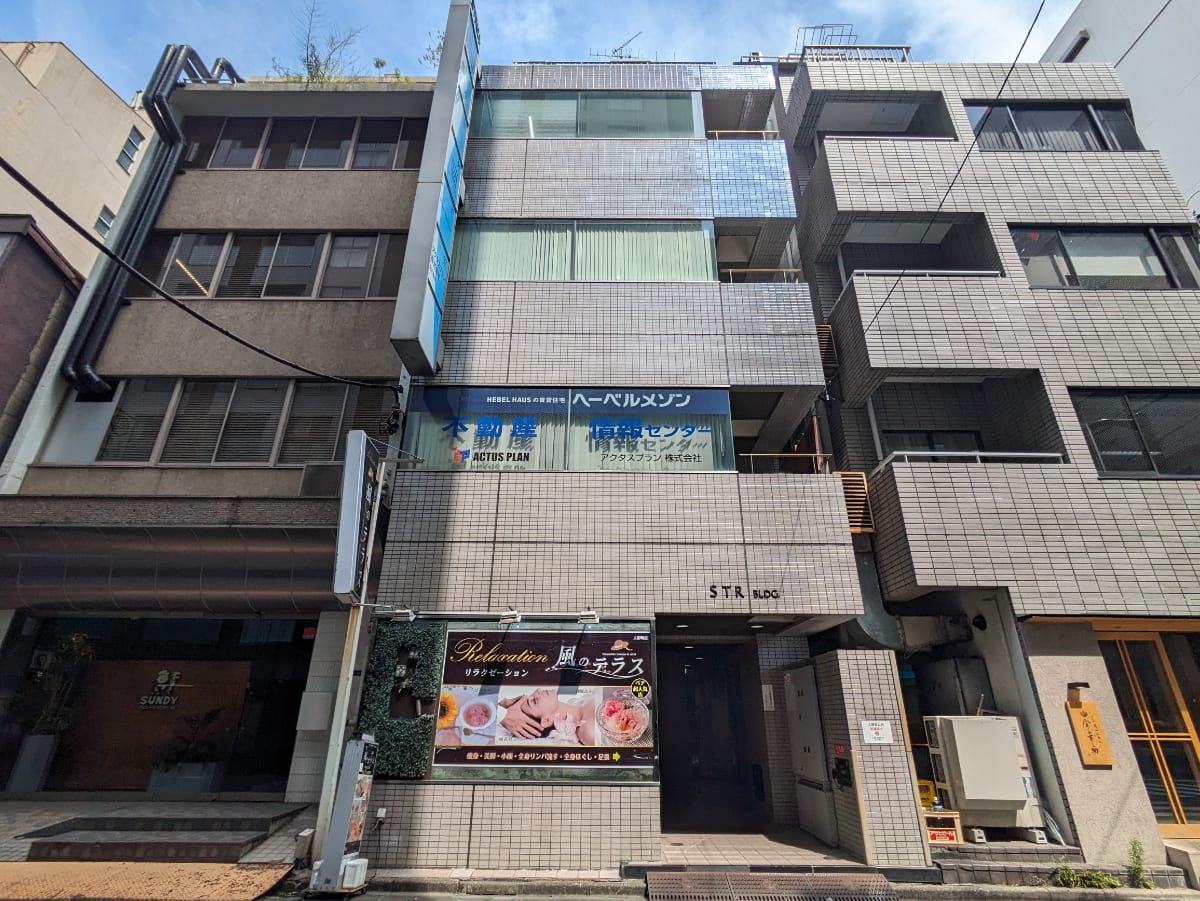 v20251007150704/fresh/building/J00100378466_6