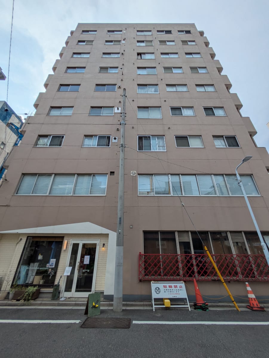 v20251007150704/fresh/building/J00100379199_12