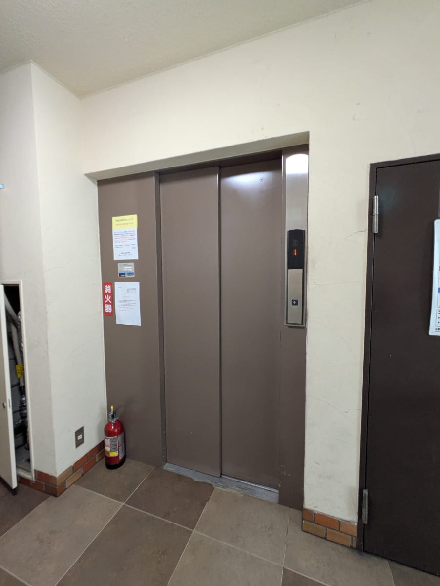 v20251007150704/fresh/building/J00100379199_4