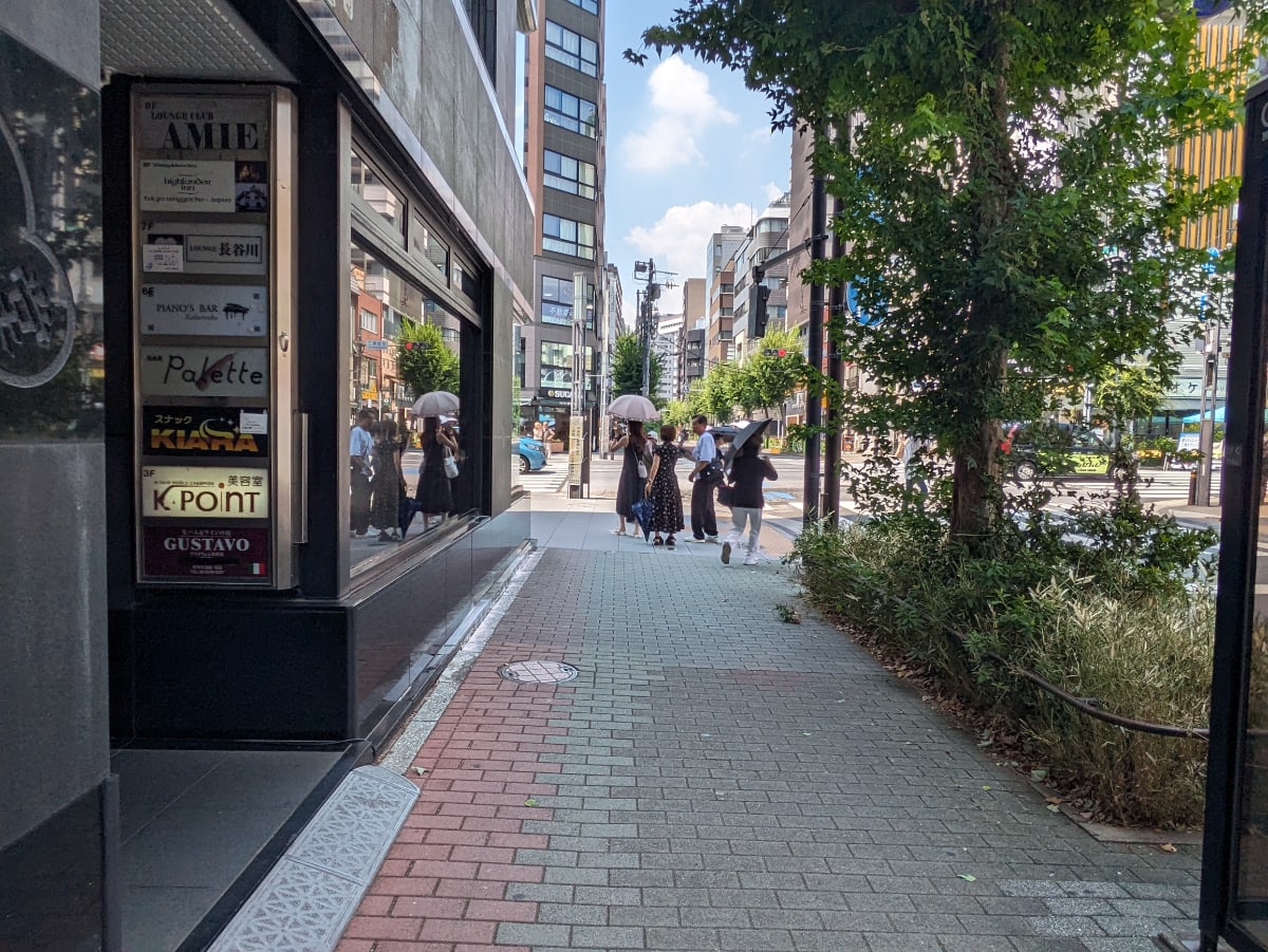 v20251007150704/fresh/building/J00100381978_13