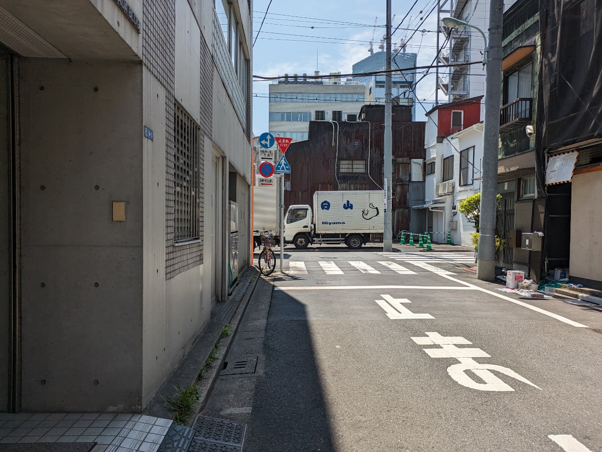 v20251007150704/fresh/building/J00100382163_2