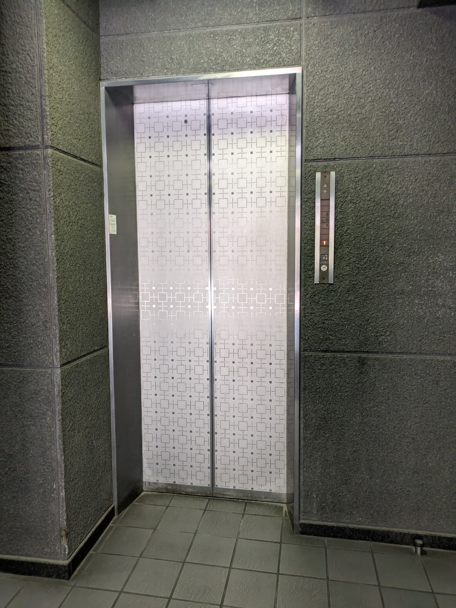 v20251007150704/fresh/building/J00100382199_4