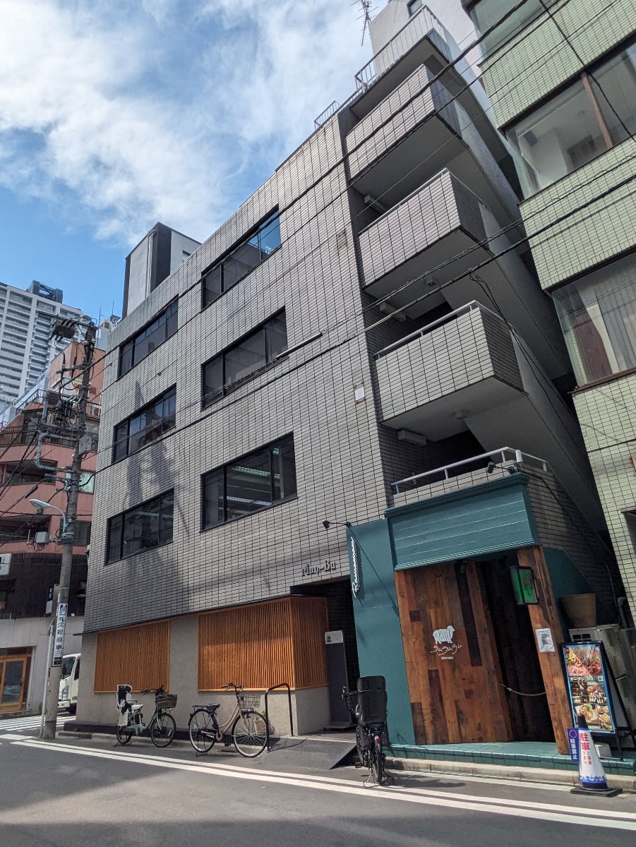 v20251007150704/fresh/building/J00100382205_5