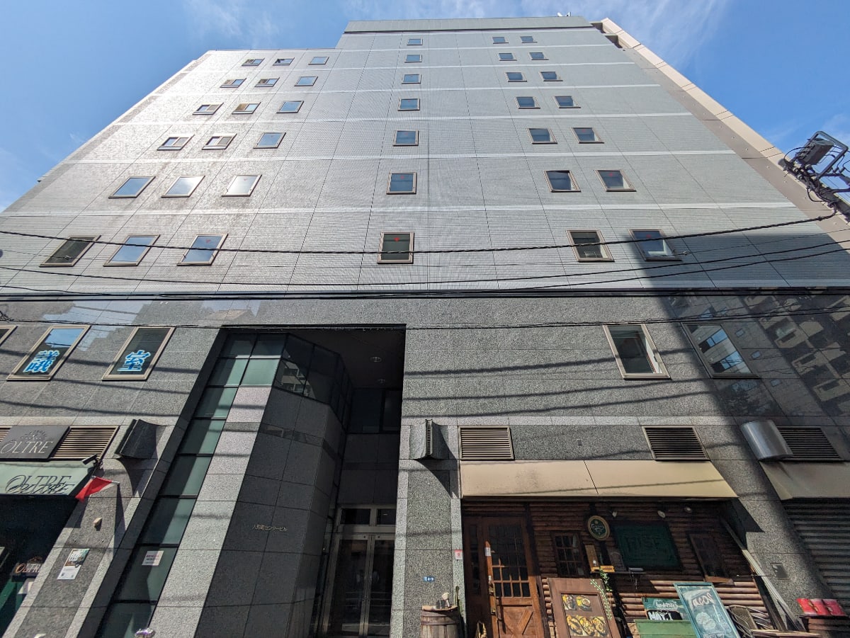 v20251007150704/fresh/building/J00100382207_10