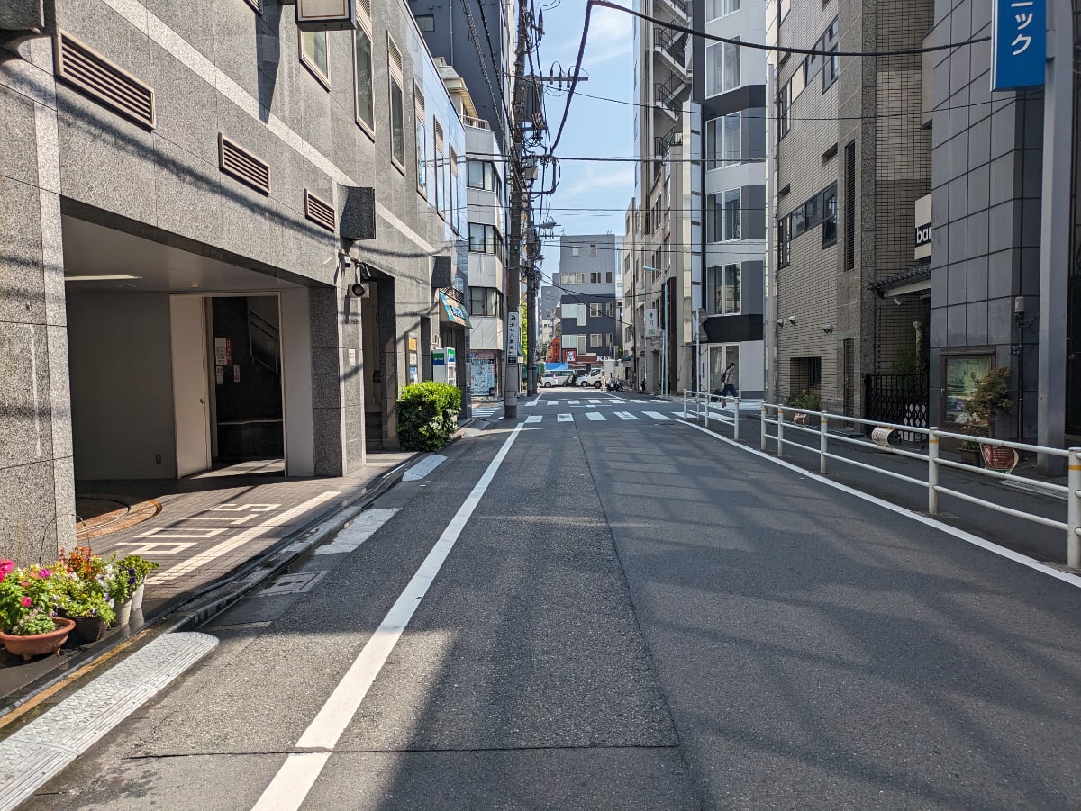 v20251007150704/fresh/building/J00100382207_22