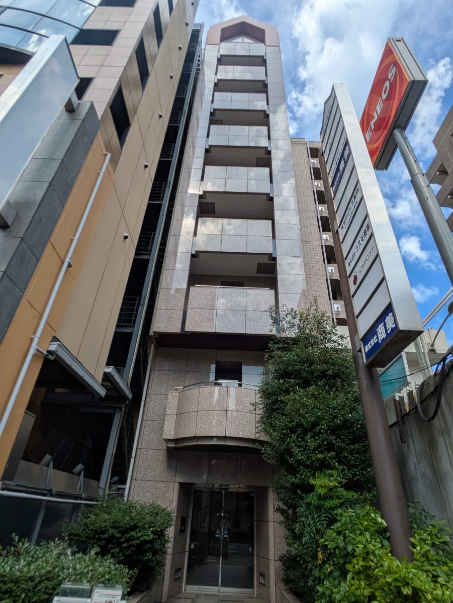 v20251007150704/fresh/building/J00100389936_10