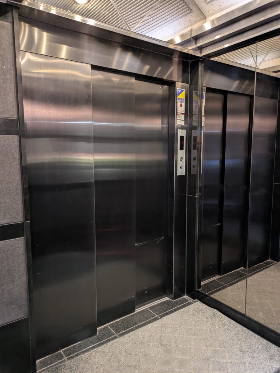 v20251007150704/fresh/building/J00100392386_4