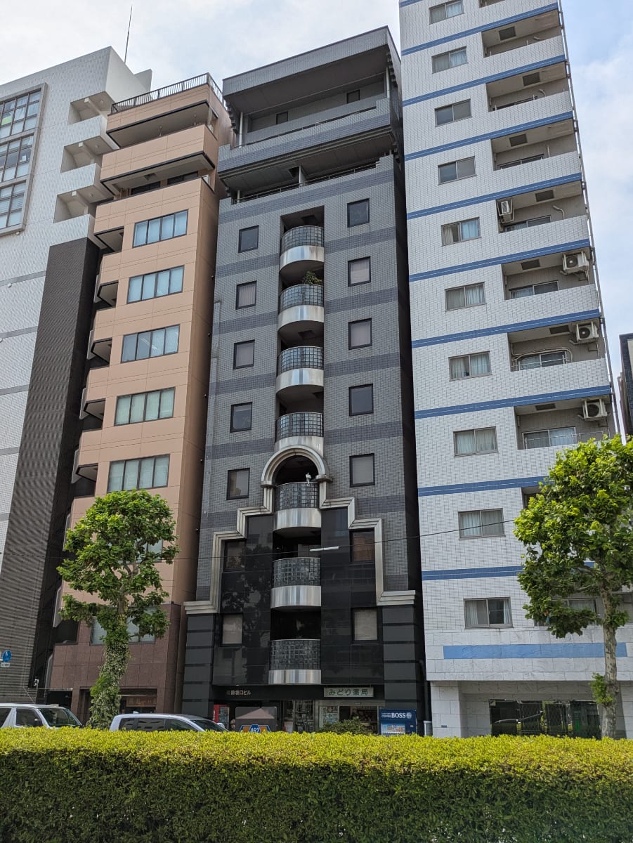 v20251007150704/fresh/building/J00100392386_5