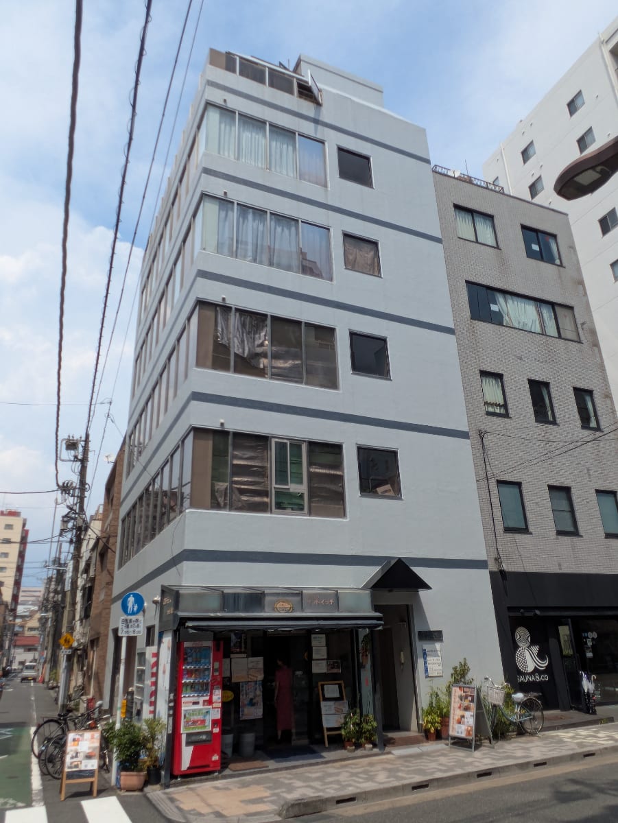 v20251007150704/fresh/building/J00100393178_7