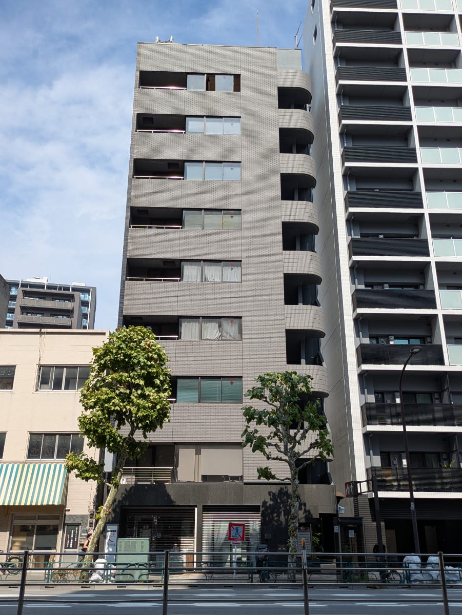 v20251007150704/fresh/building/J00100401472_1