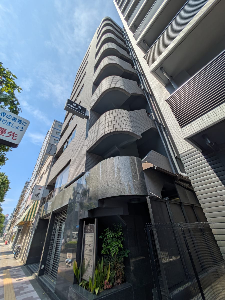v20251007150704/fresh/building/J00100401472_9
