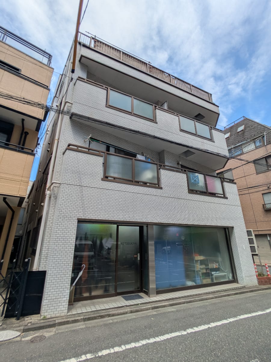 v20251007150704/fresh/building/J00100402103_5