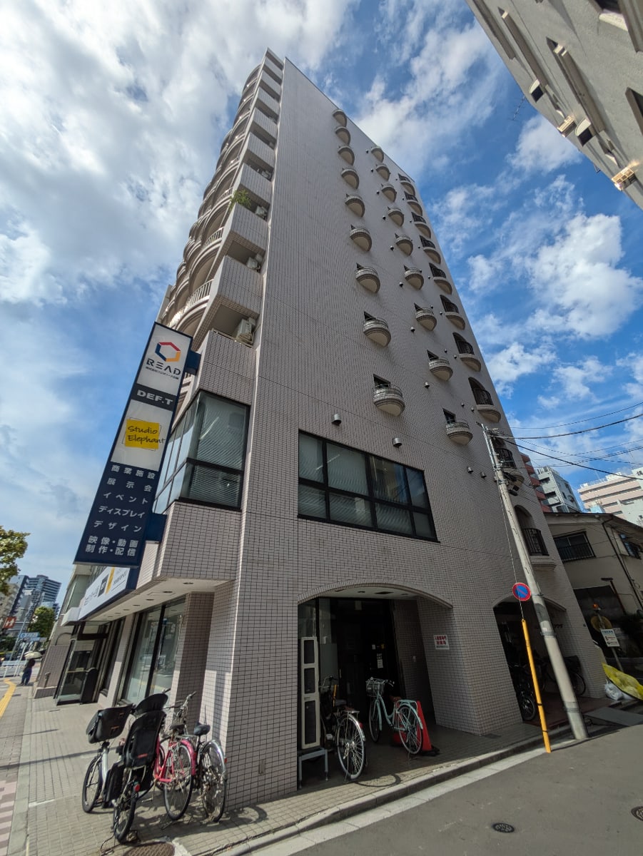 v20251007150704/fresh/building/J00100406484_8