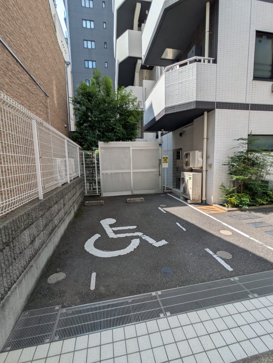 v20251007150704/fresh/building/J00100407471_10