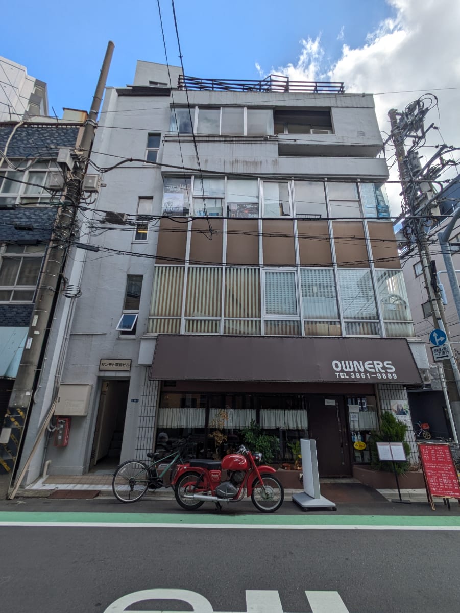 v20251007150704/fresh/building/J00100417811_9
