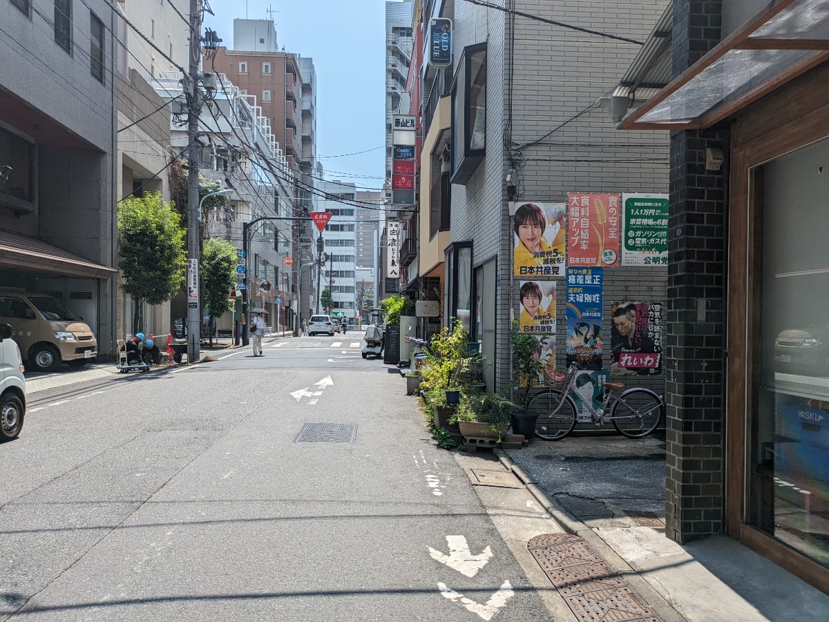 v20251007150704/fresh/building/J00100491470_2