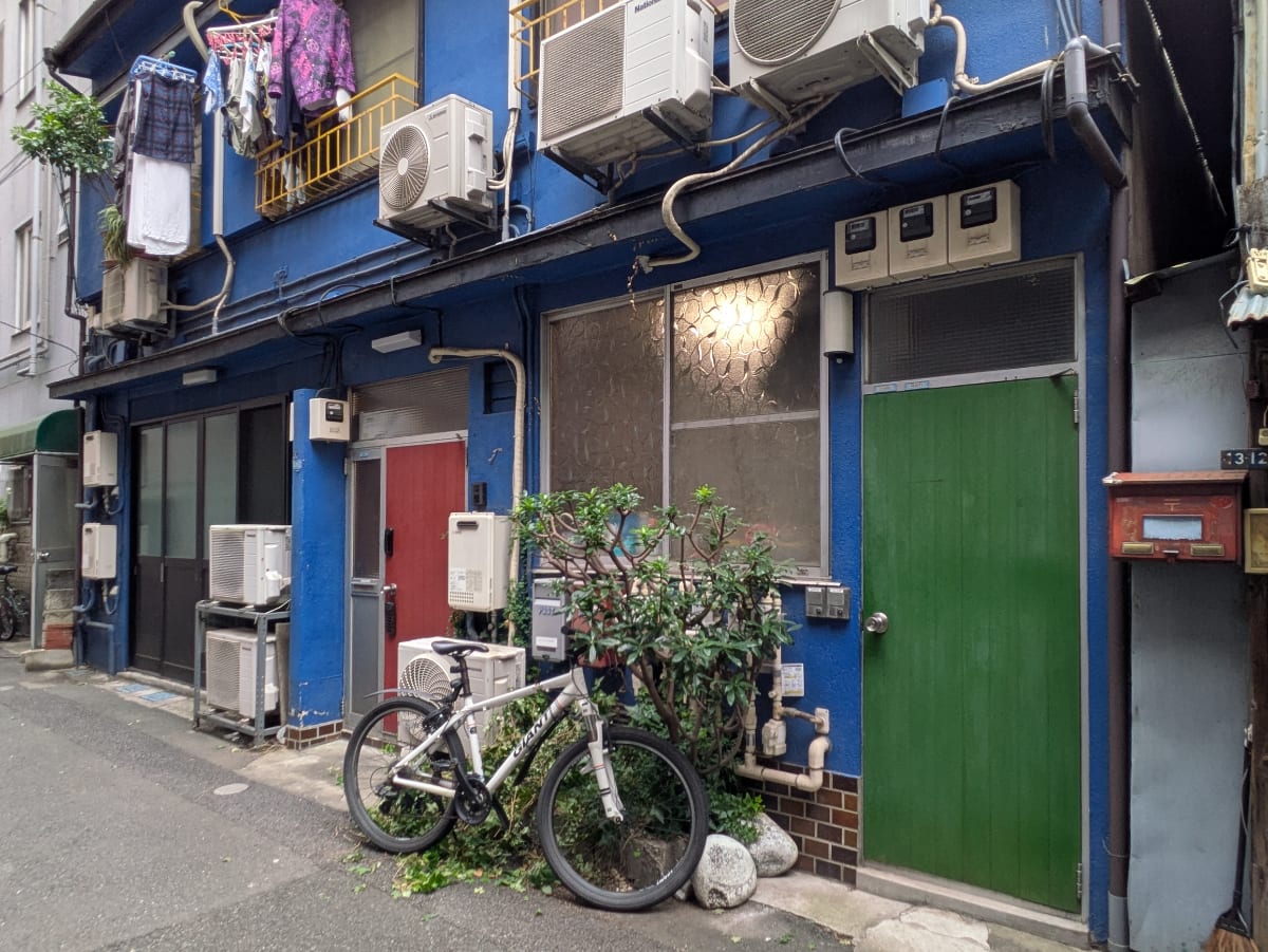 v20251007150704/fresh/building/J00100509952_10