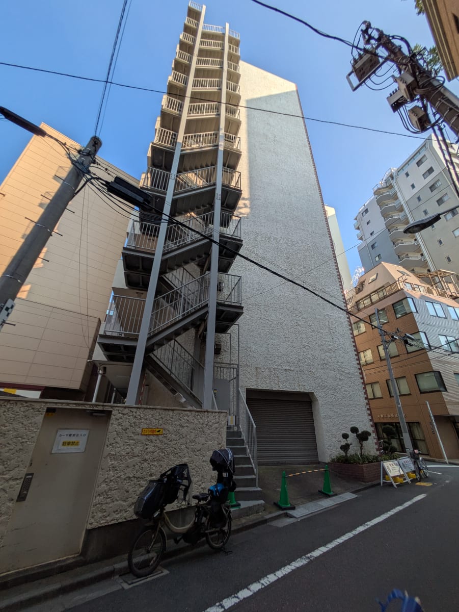 v20251007150704/fresh/building/J00100609325_9