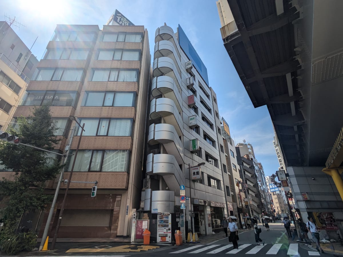 v20251008150720/fresh/building/J00100374479_1