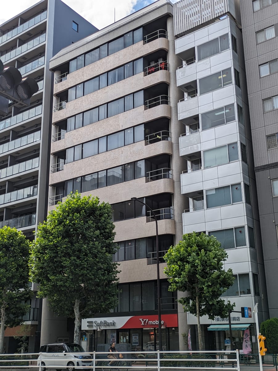 v20251008150720/fresh/building/J00100382167_5