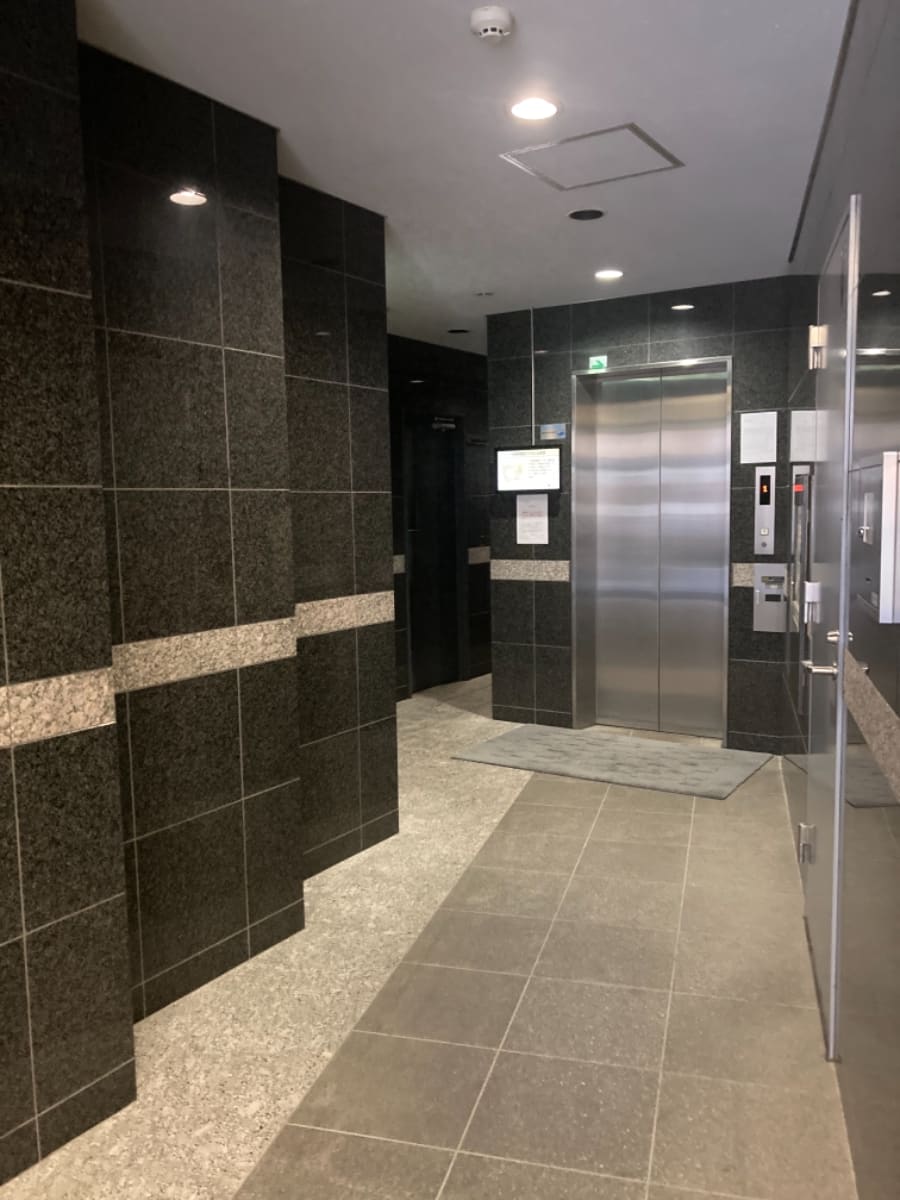v20251008150721/fresh/building/J00100357289_4