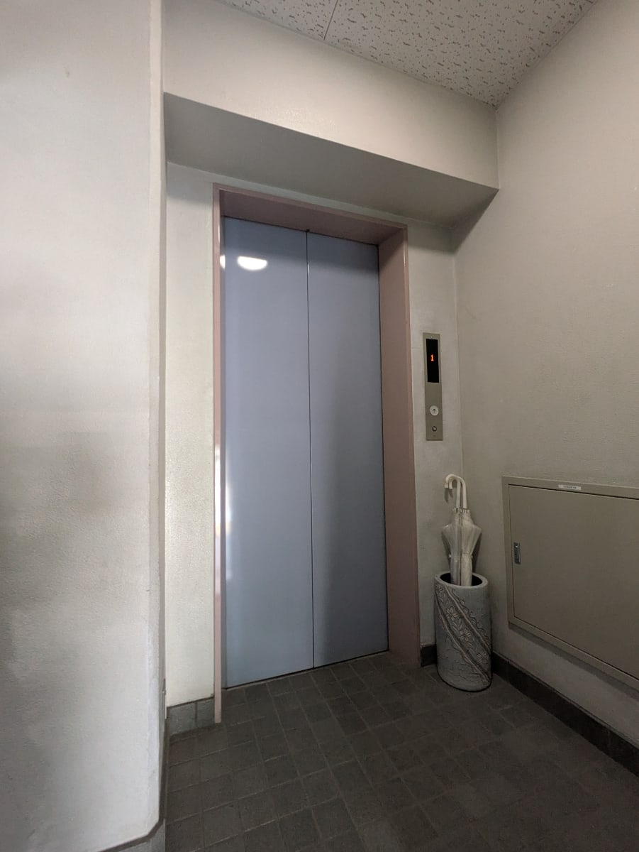 v20251008150721/fresh/building/J00100365081_4