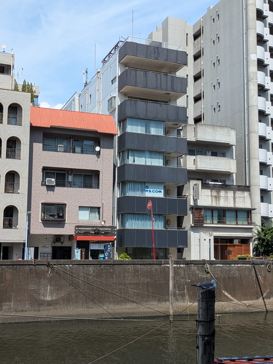 v20251008150721/fresh/building/J00100382190_13