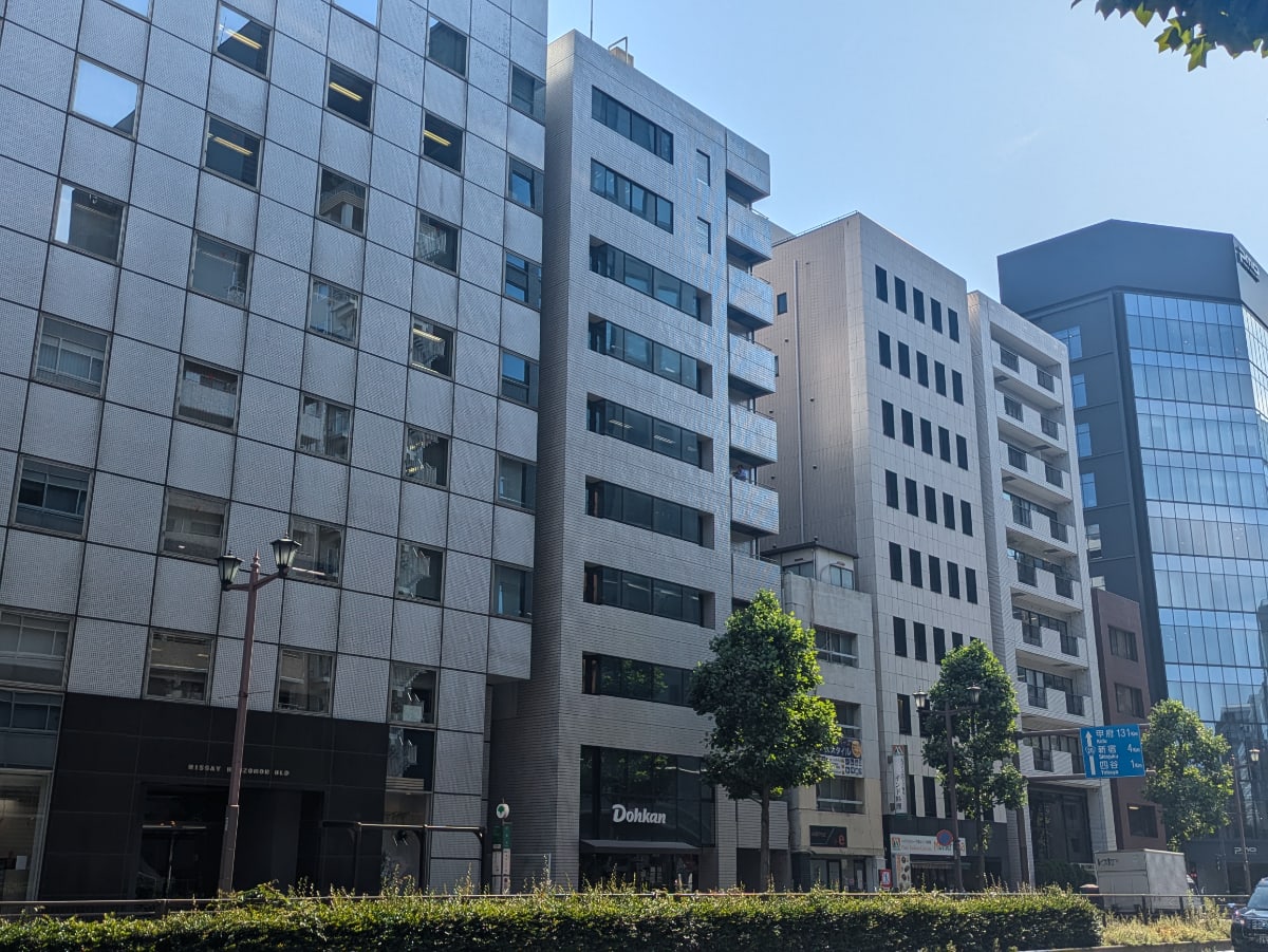 v20251008150721/fresh/building/J00100384067_5