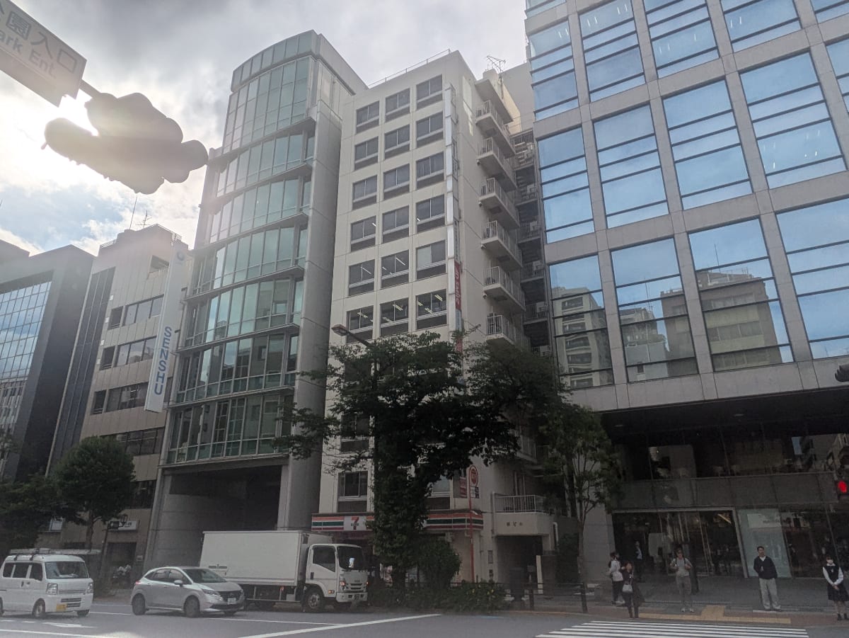 v20251008150721/fresh/building/J00100384232_6