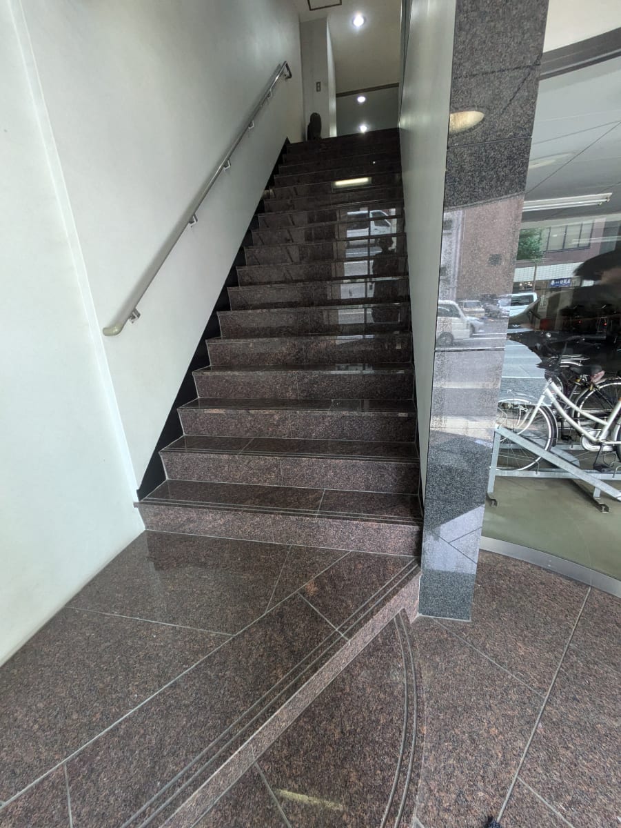v20251008150721/fresh/building/J00100389235_4