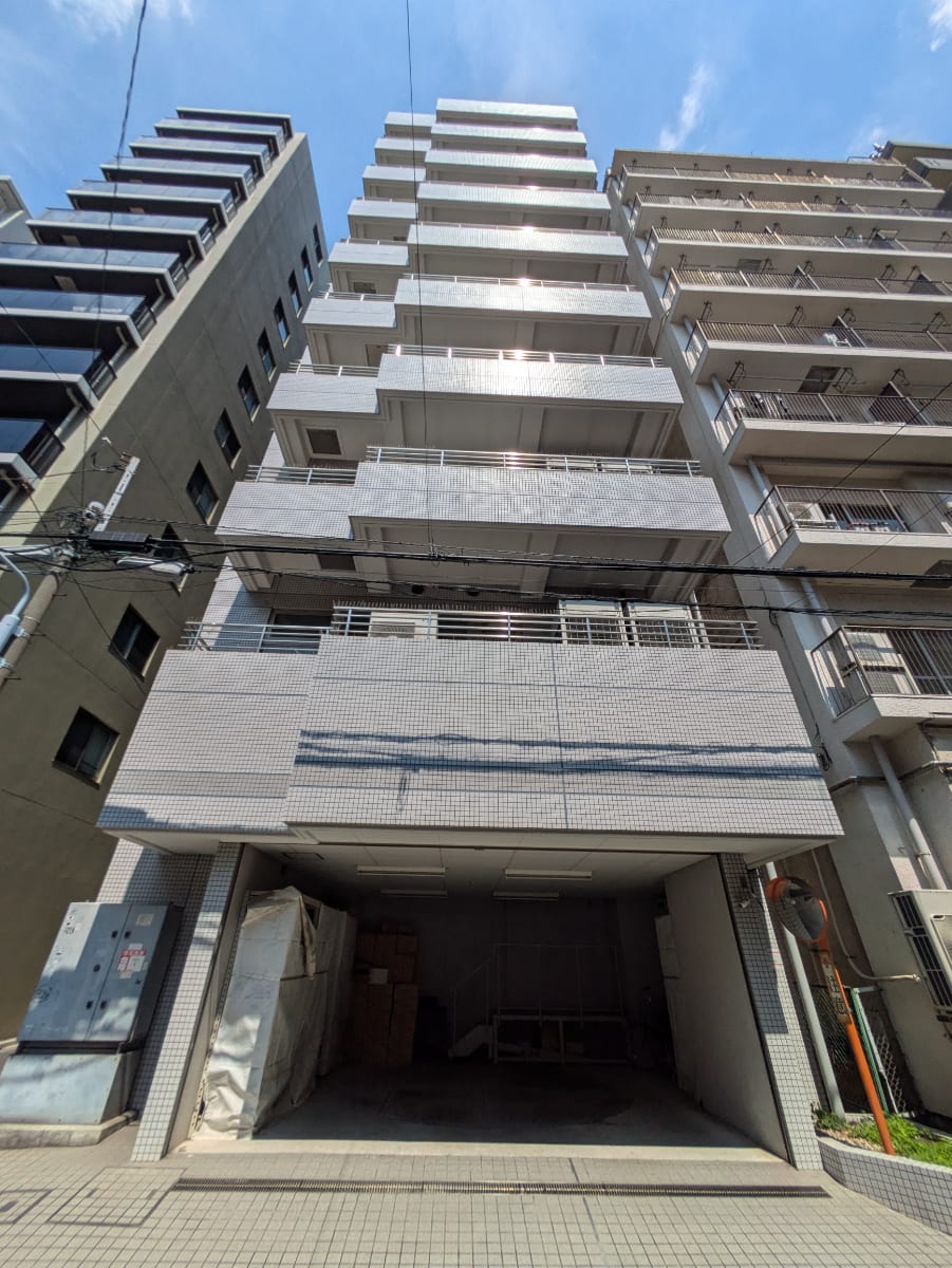 v20251008150721/fresh/building/J00100393130_10